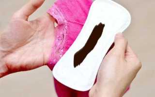 Почему месячные темные или с запахом?